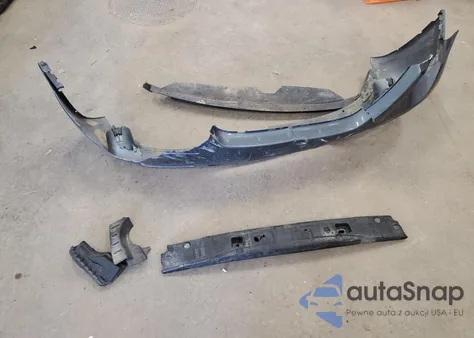 2005 Chrysler Town & Country Limited from USA, damaged, VIN 2C8GP64L75R530463